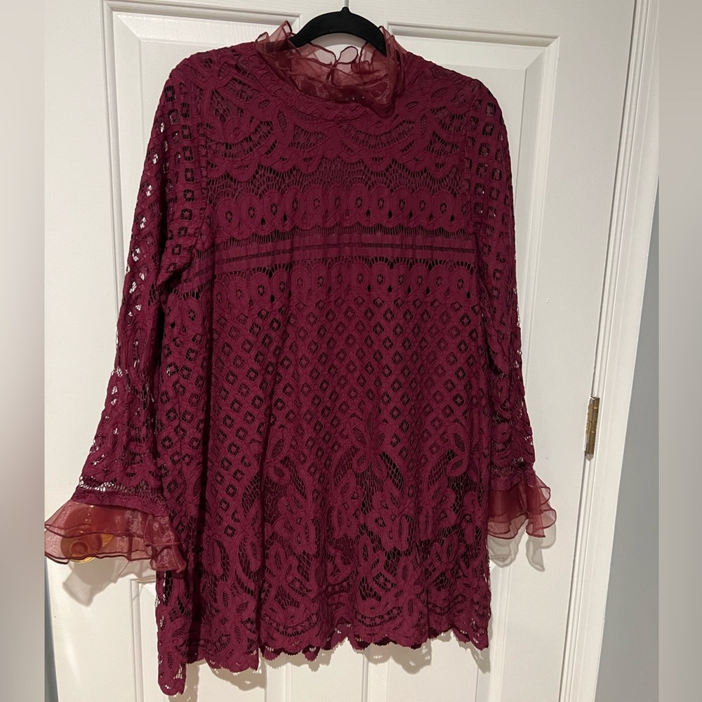 Lulus women’s dress. L